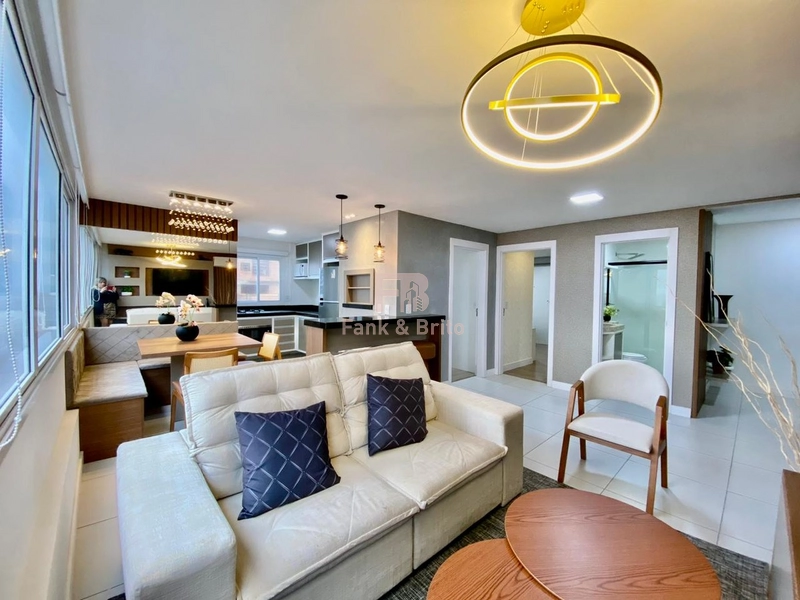 Mobiliado e decorado: 3ª foto da galeria de imagens do imóvel