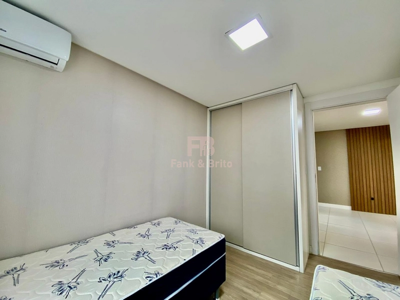 Mobiliado e decorado: 21ª foto da galeria de imagens do imóvel