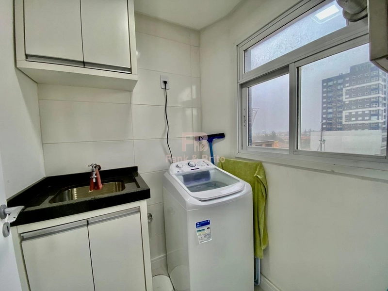 Mobiliado e decorado: 16ª foto da galeria de imagens do imóvel