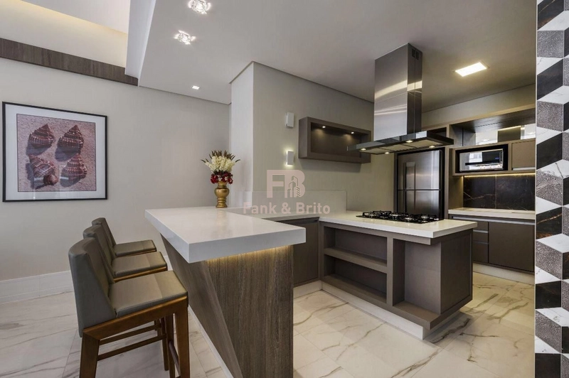 MAGNÍFICO APARTAMENTO DE FRENTE COM VISTA PARA O MAR!: 1ª foto da galeria de imagens do imóvel