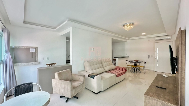 FRENTE UBIRAJARA: 21ª foto da galeria de imagens do imóvel