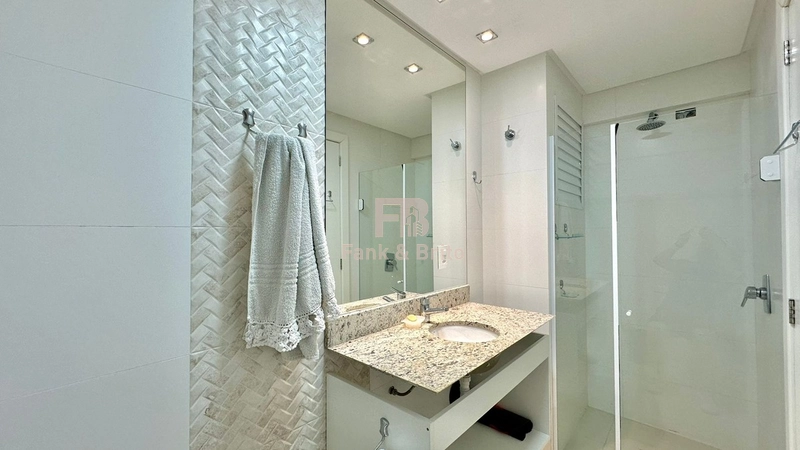 FRENTE UBIRAJARA: 23ª foto da galeria de imagens do imóvel