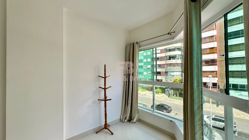 FRENTE UBIRAJARA: 29ª foto da galeria de imagens do imóvel