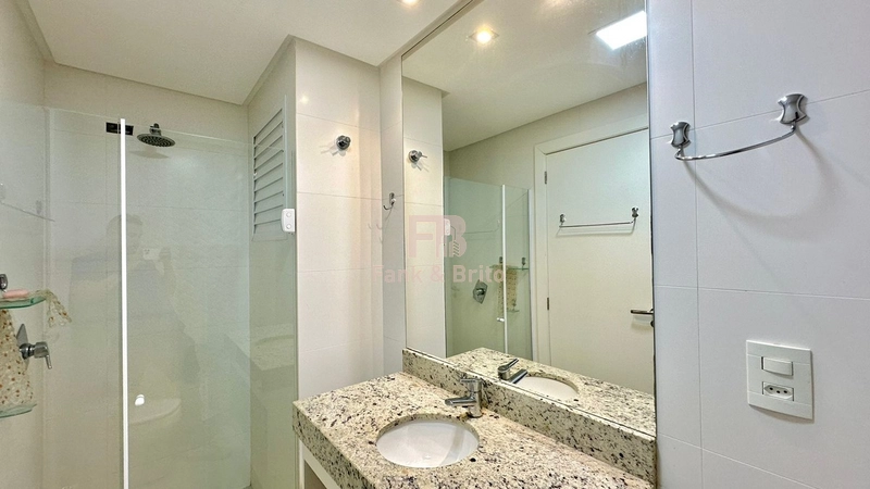 FRENTE UBIRAJARA: 33ª foto da galeria de imagens do imóvel