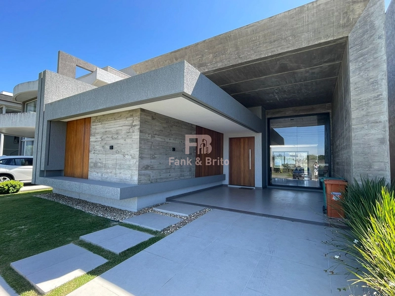 FINAMENTE MOBILIADA E DECORADA, BEIRA LAGO!: 28ª foto da galeria de imagens do imóvel