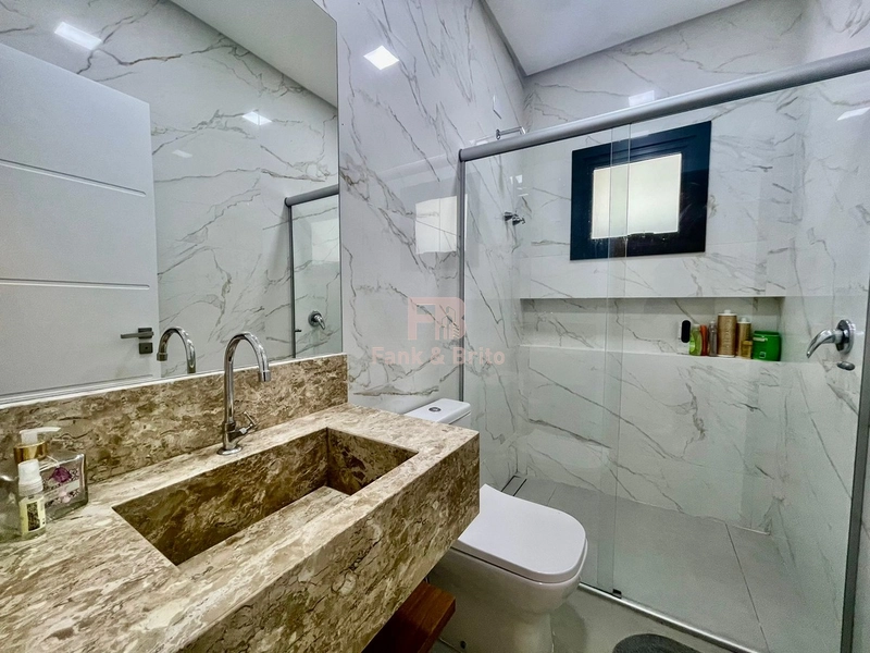 FINAMENTE MOBILIADA E DECORADA, BEIRA LAGO!: 17ª foto da galeria de imagens do imóvel