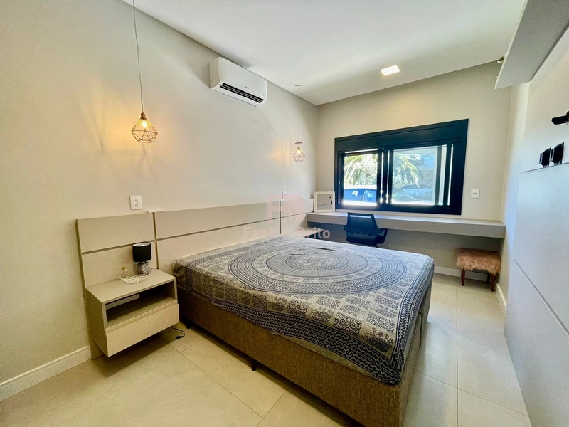 FINAMENTE MOBILIADA E DECORADA, BEIRA LAGO!: 15ª foto da galeria de imagens do imóvel