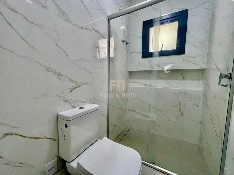 FINAMENTE MOBILIADA E DECORADA, BEIRA LAGO!: 20ª foto da galeria de imagens do imóvel