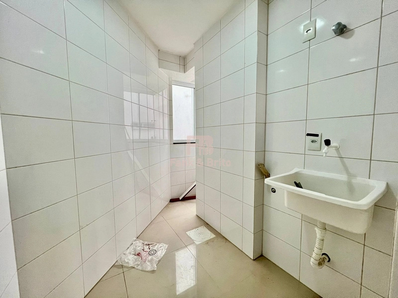 Sacada de frente com sol da manhã.: 9ª foto da galeria de imagens do imóvel