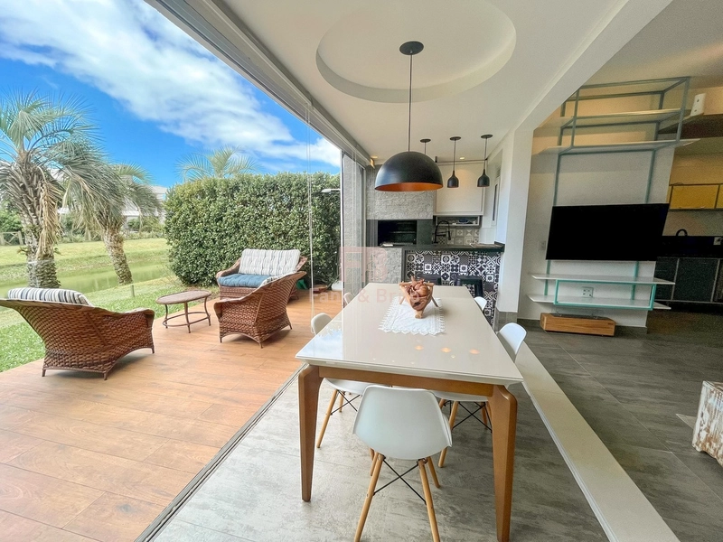 Casa em Condomínio com 118m², 2 dormitórios, 1 suíte, 2 vagas, Condomí: 8ª foto da galeria de imagens do imóvel