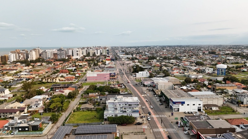 FRENTE AVENIDA, 05 QUADRAS DO MAR.: 20ª foto da galeria de imagens do imóvel