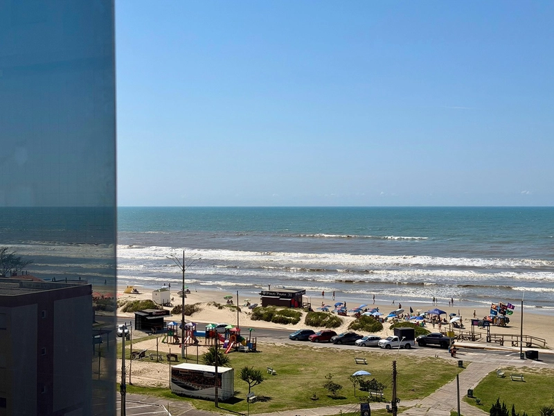 APARTAMENTO À VENDA PÉ NA AREIA, 01QUADRA DO MAR - COM VISTA PREVILEGIADA PARA O OCEANO.: 4ª foto da galeria de imagens do imóvel