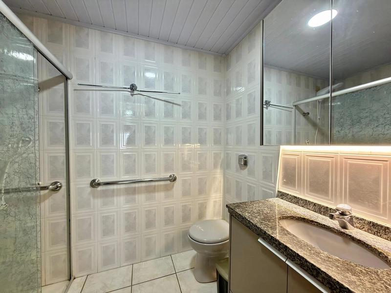 APARTAMENTO À VENDA PÉ NA AREIA, 01QUADRA DO MAR - COM VISTA PREVILEGIADA PARA O OCEANO.: 24ª foto da galeria de imagens do imóvel