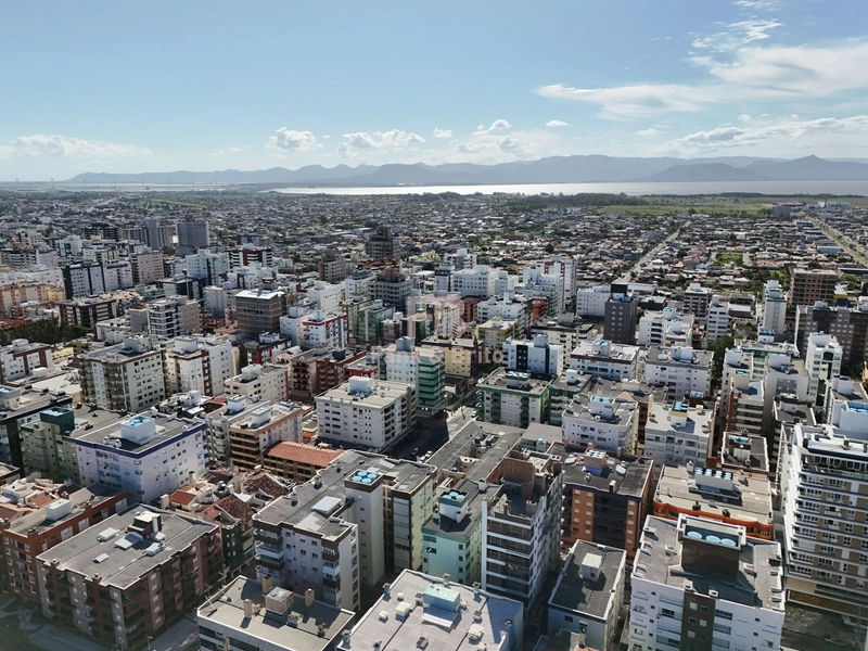 EXCELENTE OPORTUNIDADE A UMA QUADRA DO MAR!: 20ª foto da galeria de imagens do imóvel