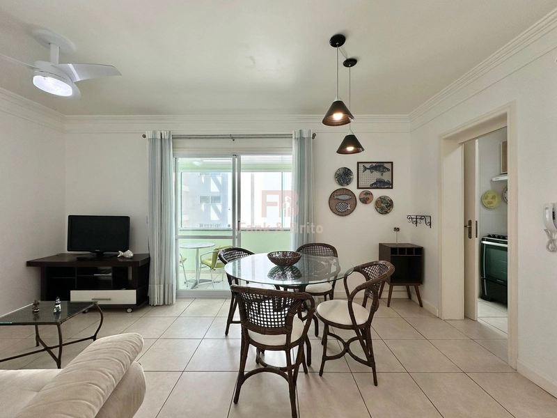 EXCELENTE OPORTUNIDADE A UMA QUADRA DO MAR!: 8ª foto da galeria de imagens do imóvel