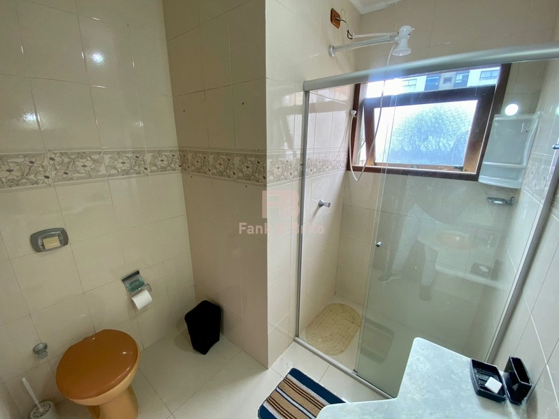 OPORTUNIDADE DE NEGÓCIO, Á 1 QUADRA DO MAR!!: 18ª foto da galeria de imagens do imóvel