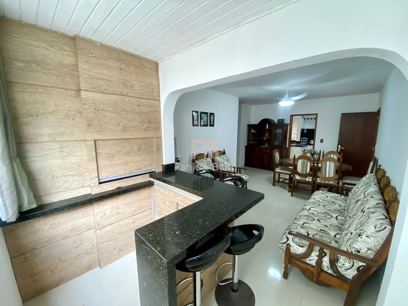 OPORTUNIDADE DE NEGÓCIO, Á 1 QUADRA DO MAR!!: 6ª foto da galeria de imagens do imóvel