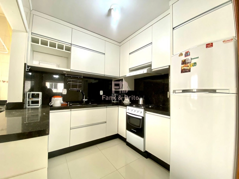 OPORTUNIDADE DE NEGÓCIO, Á 1 QUADRA DO MAR!!: 8ª foto da galeria de imagens do imóvel