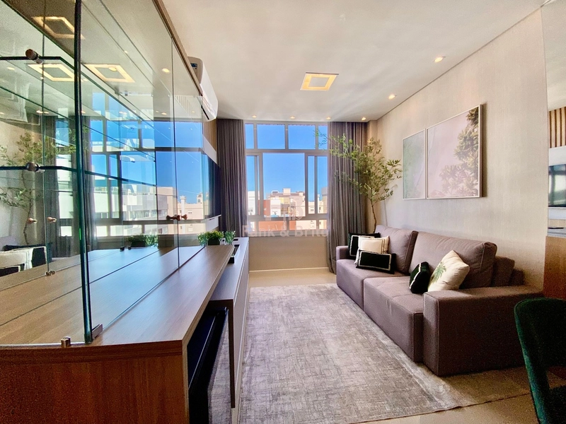 APARTAMENTO DE FRENTE COM VISTA LIBERADA NO BAIRRO NAVEGANTES: 1ª foto da galeria de imagens do imóvel