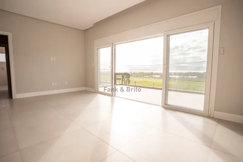 CASA A VENDA EM CONDOMINIO FECHADO: 3ª foto da galeria de imagens do imóvel