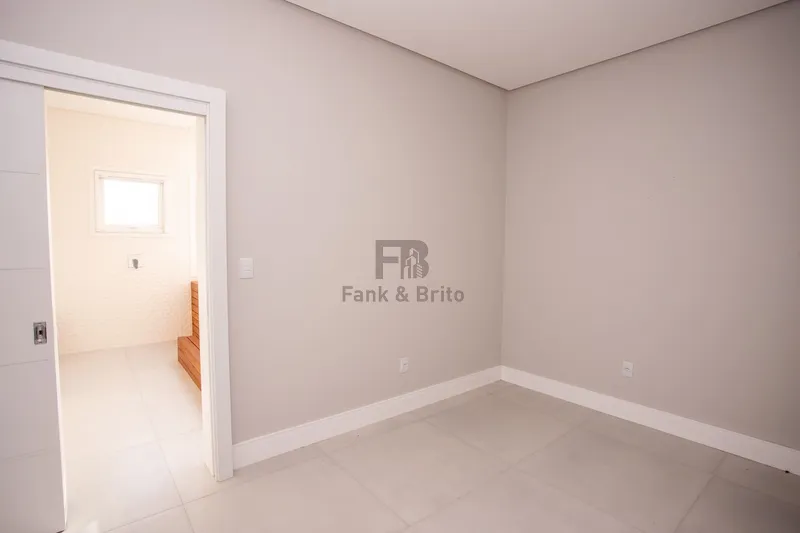 CASA A VENDA EM CONDOMINIO FECHADO: 8ª foto da galeria de imagens do imóvel