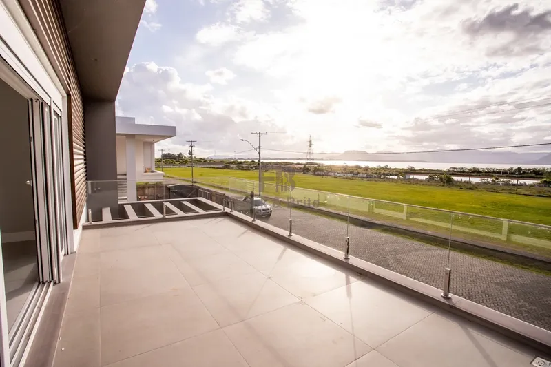 CASA A VENDA EM CONDOMINIO FECHADO: 1ª foto da galeria de imagens do imóvel