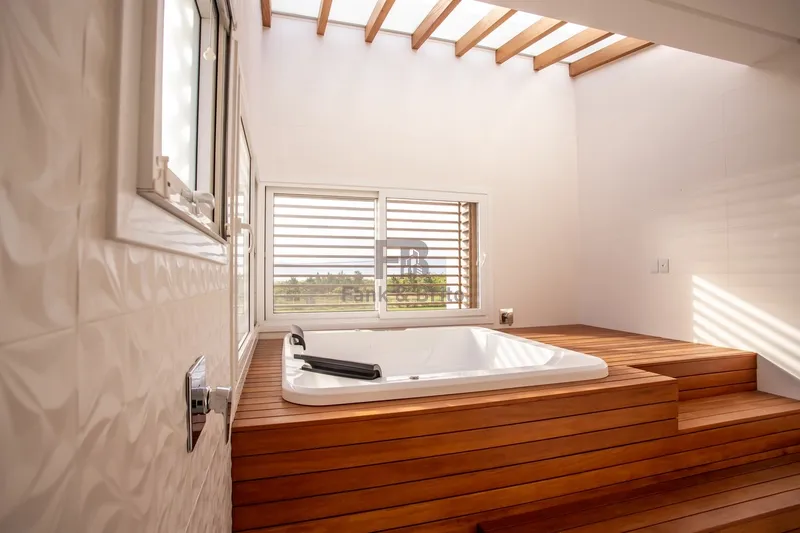 CASA A VENDA EM CONDOMINIO FECHADO: 10ª foto da galeria de imagens do imóvel