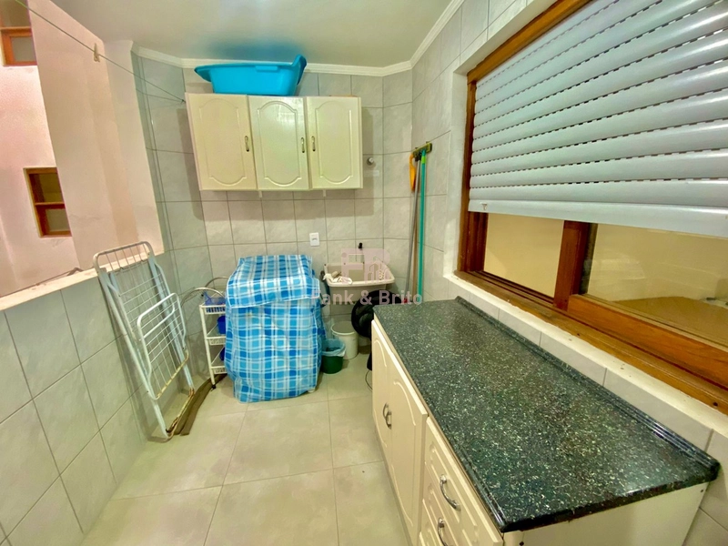 SACADA COM CHURRASQUEIRA DE FRENTE, JUNTO À PÇ. BOIANOVSKI!!!!: 9ª foto da galeria de imagens do imóvel