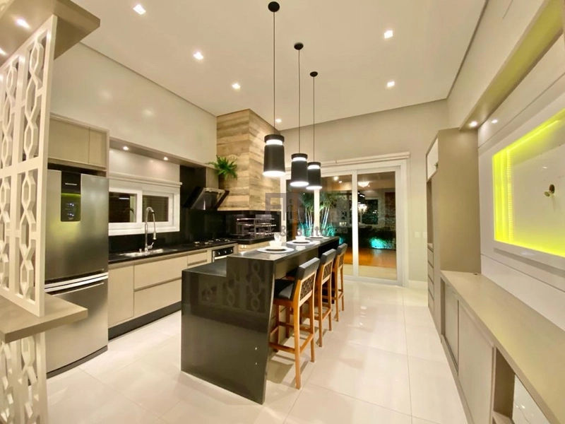 CASA A VENDA NA ZONA NOVA EM CAPÃO DA CANOA: 7ª foto da galeria de imagens do imóvel