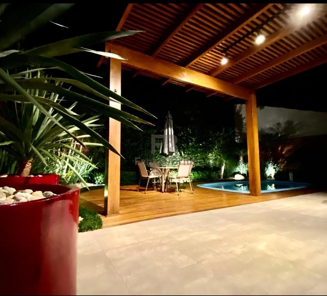 CASA A VENDA NA ZONA NOVA EM CAPÃO DA CANOA: 8ª foto da galeria de imagens do imóvel