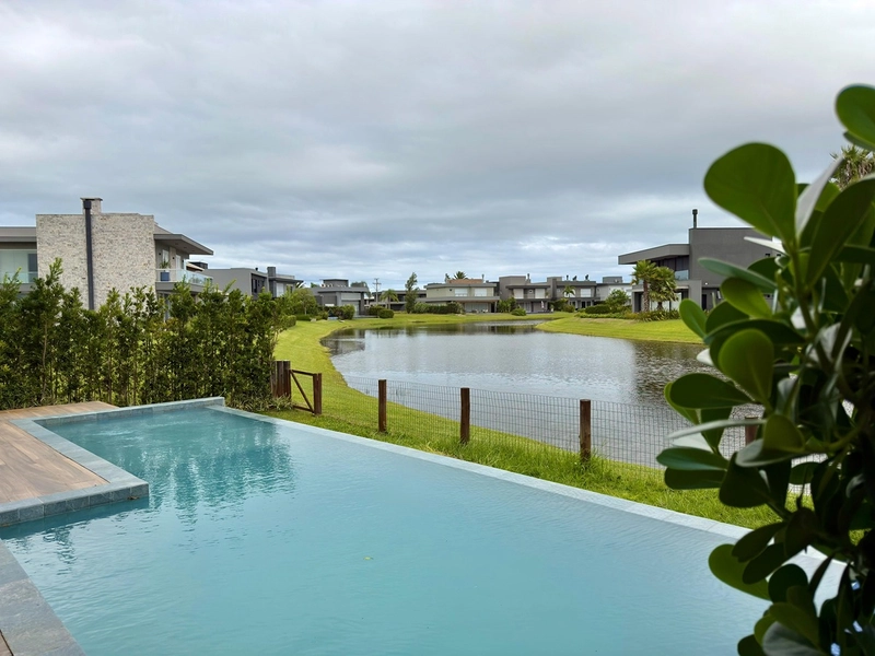 Sobrado, Condomínio Enseada Lagos de Xangri-La: 3ª foto da galeria de imagens do imóvel