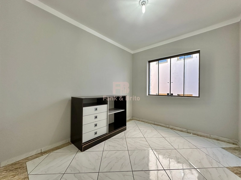 APENAS UMA QUADRA DO MAR!: 8ª foto da galeria de imagens do imóvel