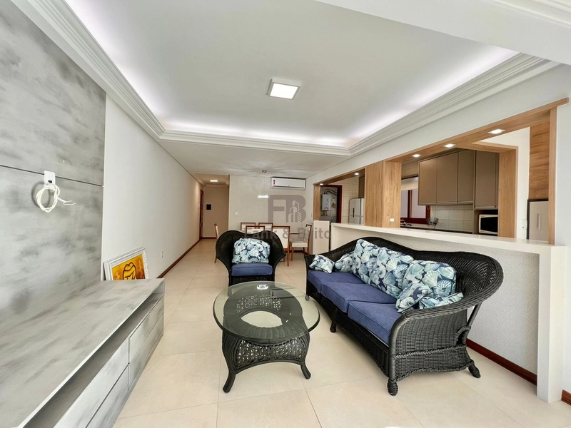 APARTAMENTO 3 DORMITÓRIOS PRÓXIMO AO MAR: 8ª foto da galeria de imagens do imóvel