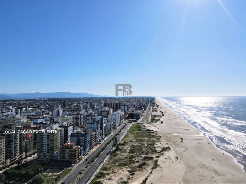 APARTAMENTO 3 DORMITÓRIOS PRÓXIMO AO MAR: 1ª foto da galeria de imagens do imóvel