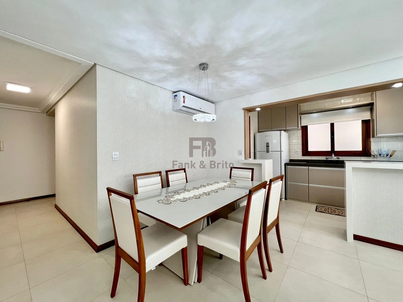 APARTAMENTO 3 DORMITÓRIOS PRÓXIMO AO MAR: 11ª foto da galeria de imagens do imóvel