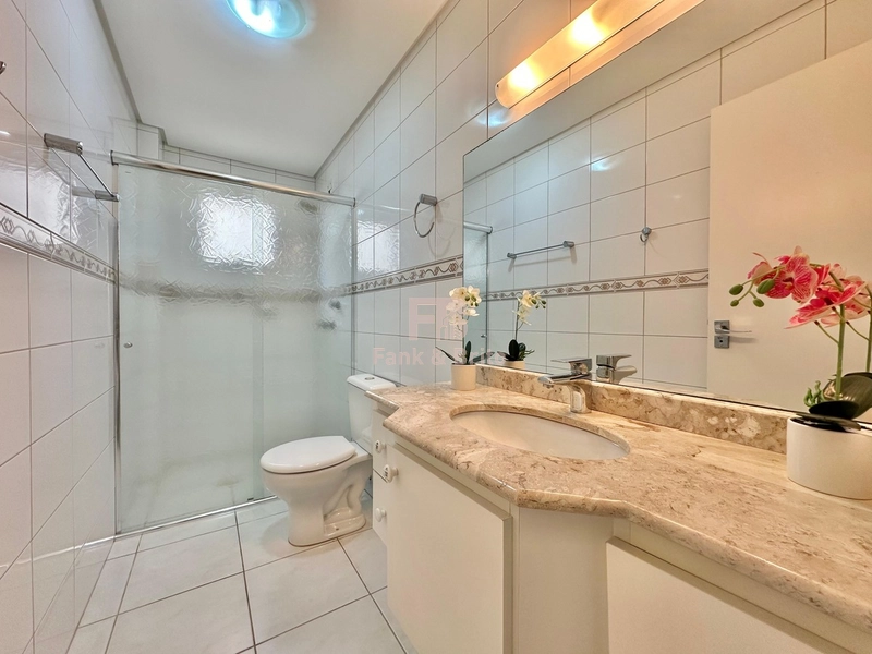 VISTA MAR, FRENTE AVENIDA, BAIRRO NOBRE.: 16ª foto da galeria de imagens do imóvel