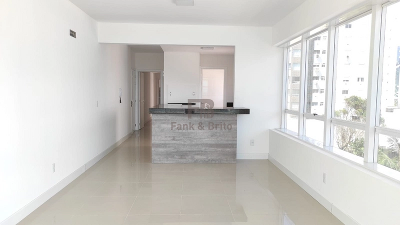 VENDE APARTAMENTO 3 DORMITÓRIOS COM VISTA PARA O MAR: 7ª foto da galeria de imagens do imóvel