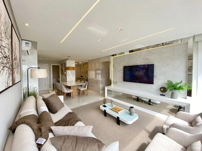 APARTAMENTO NOVO DE FRENTE PARA AVENIDA, COM VISTA PARA O MAR E CIDADE: 7ª foto da galeria de imagens do imóvel