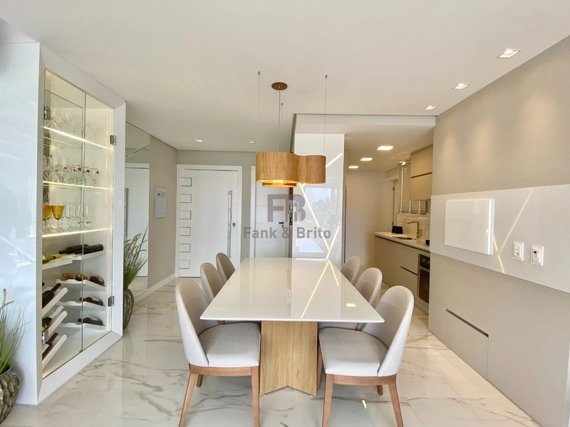 APARTAMENTO NOVO DE FRENTE PARA AVENIDA, COM VISTA PARA O MAR E CIDADE: 15ª foto da galeria de imagens do imóvel