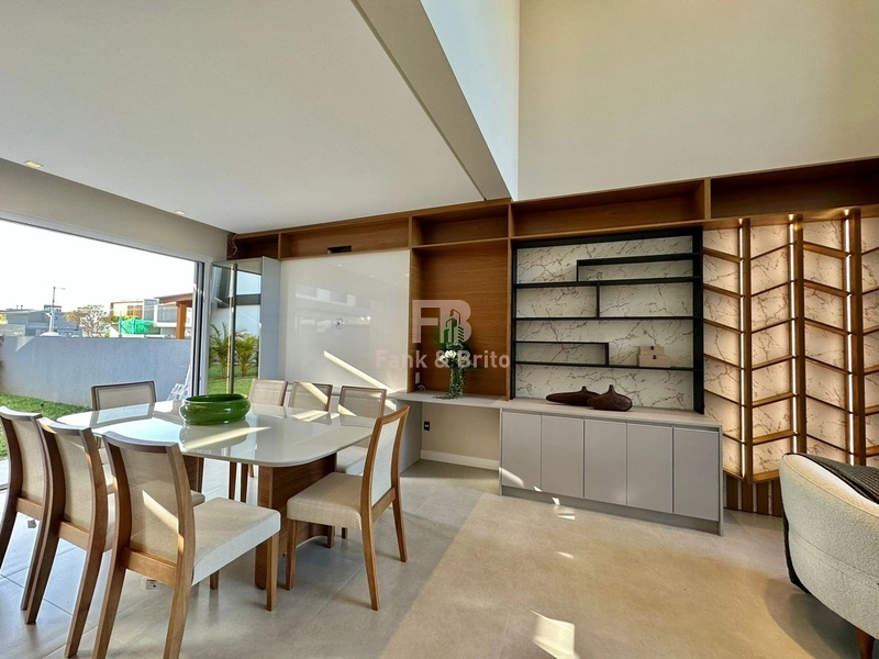 CASA A VENDA EM CONDOMINO FECHADO: 8ª foto da galeria de imagens do imóvel