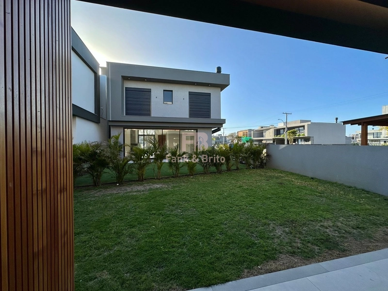 CASA A VENDA EM CONDOMINO FECHADO: 16ª foto da galeria de imagens do imóvel