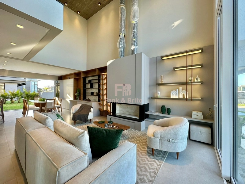 CASA A VENDA EM CONDOMINO FECHADO: 1ª foto da galeria de imagens do imóvel