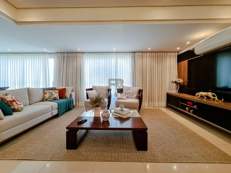 VENDE APARTAMENTO COM VISTA PARA O MAR E AVENIDA UBIRAJARA: 2ª foto da galeria de imagens do imóvel