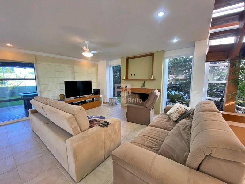 Casa à venda no condomínio Ventura: 3ª foto da galeria de imagens do imóvel