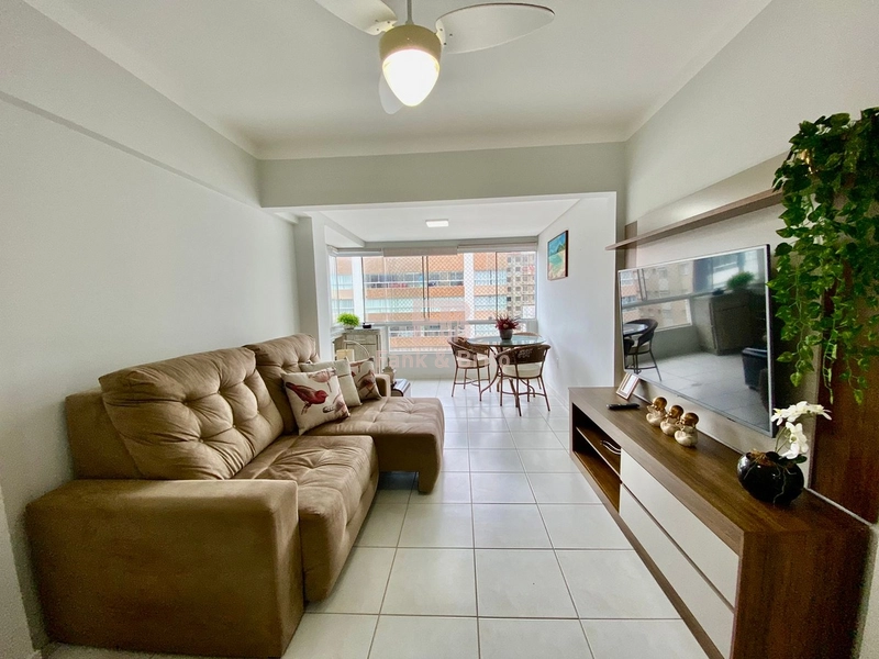 FRENTE AVENIDA COM VISTA MAR: 2ª foto da galeria de imagens do imóvel