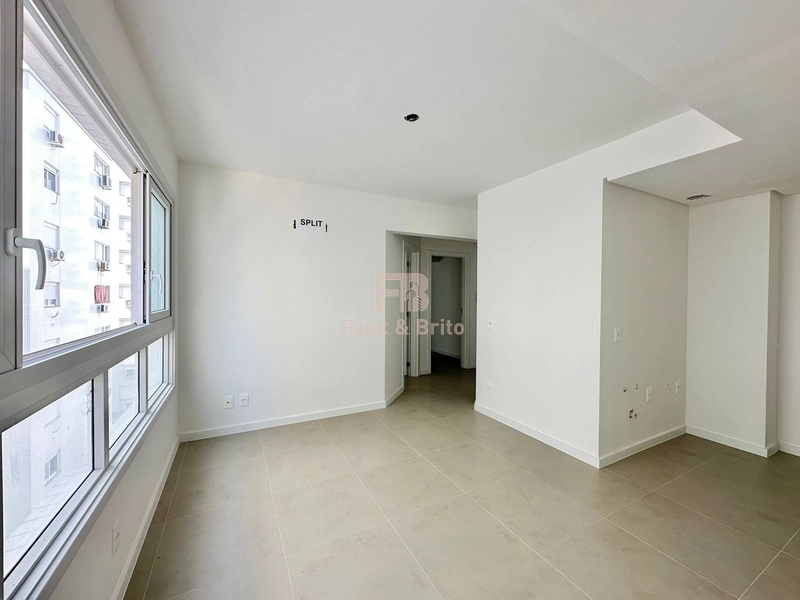 DOIS DORMITÓRIOS NOVO, BAIRRO NAVEGANTES!: 3ª foto da galeria de imagens do imóvel