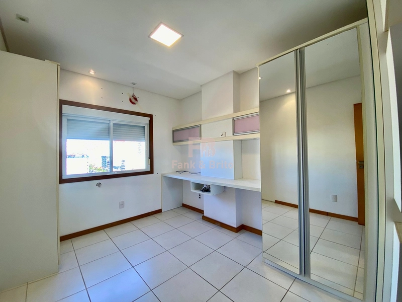 NO CENTRO DE CAPÃO.: 15ª foto da galeria de imagens do imóvel