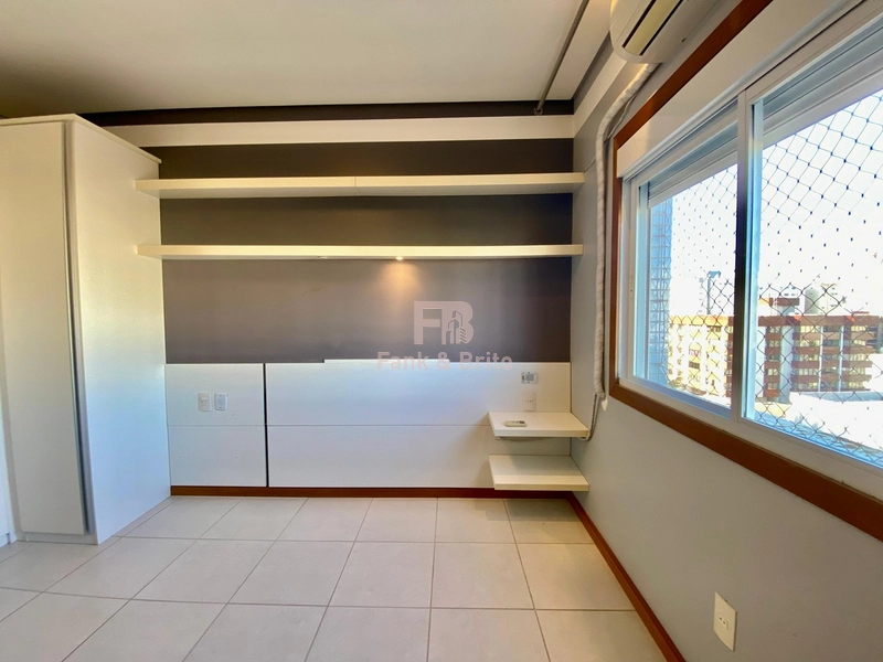 NO CENTRO DE CAPÃO.: 14ª foto da galeria de imagens do imóvel