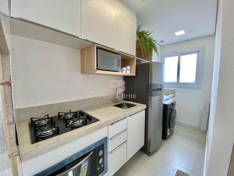 Mobiliado e decorado com  2 dormitorios: 9ª foto da galeria de imagens do imóvel