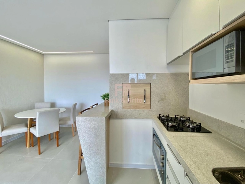 Mobiliado e decorado com  2 dormitorios: 11ª foto da galeria de imagens do imóvel